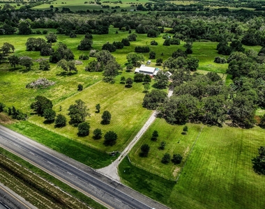 528 E Us Highway 290 Highway - Photo Thumbnail 44