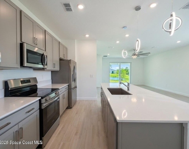 2488 Cyan Place Nw - Photo Thumbnail 17