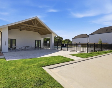 7720 Inwood Grove Lane - Photo Thumbnail 21