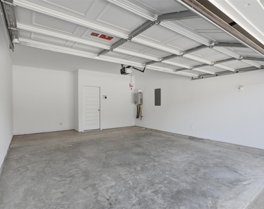 7720 Inwood Grove Lane - Photo Thumbnail 19