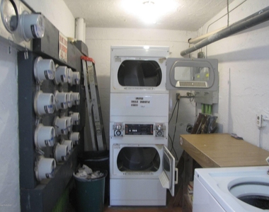 350 Woodland Avenue - Photo Thumbnail 20