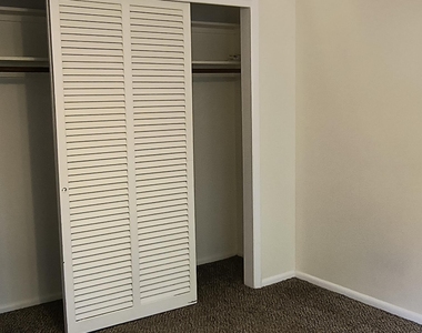 350 Woodland Avenue - Photo Thumbnail 12