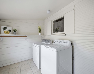 2714 Reagan - Photo Thumbnail 13