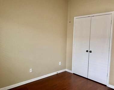 30318 Emerson Creek Drive - Photo Thumbnail 24