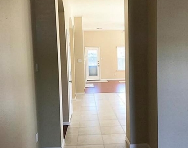 30318 Emerson Creek Drive - Photo Thumbnail 4