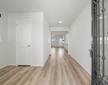2501 Allegretto Sea Drive - Photo Thumbnail 18