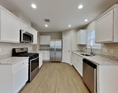 19331 Desert Calico Lane - Photo Thumbnail 4