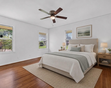 5027 Creekbend Drive - Photo Thumbnail 2