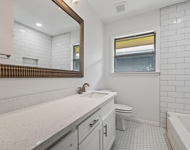 5027 Creekbend Drive - Photo Thumbnail 10