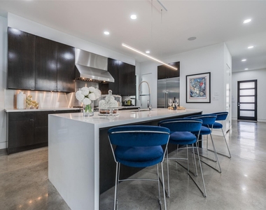 2014 Park Street - Photo Thumbnail 11