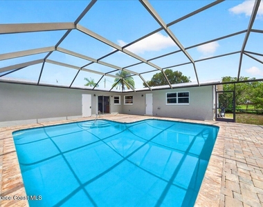 545 S Courtenay Parkway - Photo Thumbnail 26