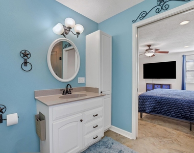 140 Elm Drive - Photo Thumbnail 11
