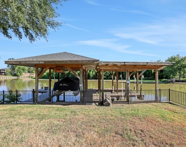 140 Elm Drive - Photo Thumbnail 26