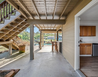 140 Elm Drive - Photo Thumbnail 18