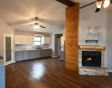 405 County Road 2296 - Photo Thumbnail 1