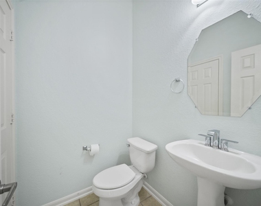 131 Zephyr Bend Place - Photo Thumbnail 7