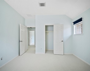 131 Zephyr Bend Place - Photo Thumbnail 35