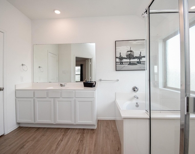 26622 Bluestem Valley Lane - Photo Thumbnail 18