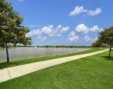 26622 Bluestem Valley Lane - Photo Thumbnail 36
