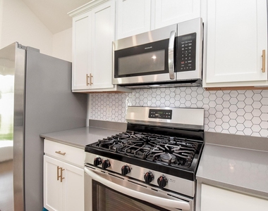 26622 Bluestem Valley Lane - Photo Thumbnail 12