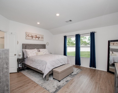 26622 Bluestem Valley Lane - Photo Thumbnail 15