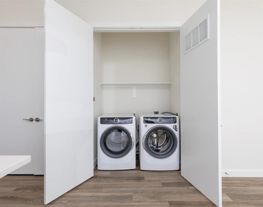 1690 North Loop - Photo Thumbnail 15