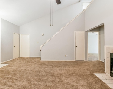 38 Camberwell Court - Photo Thumbnail 5