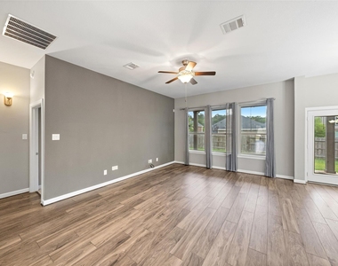 262 Pleasant Hill Way - Photo Thumbnail 8