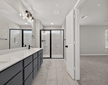 8033 Scanlan Trail - Photo Thumbnail 25