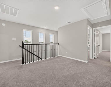 8033 Scanlan Trail - Photo Thumbnail 17