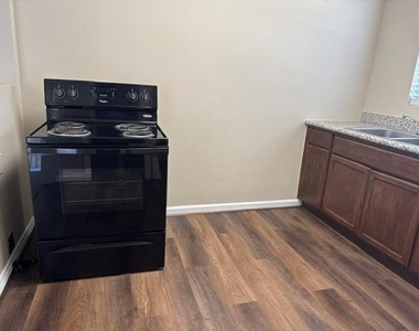 3603 Wheeler Street - Photo Thumbnail 6