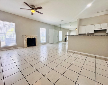 7352 Regency Square Court - Photo Thumbnail 9