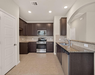 16226 Westley Ridge Drive - Photo Thumbnail 11