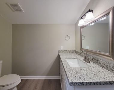 1107 Roosevelt Street - Photo Thumbnail 28