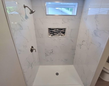 1107 Roosevelt Street - Photo Thumbnail 27