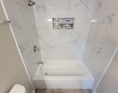 1107 Roosevelt Street - Photo Thumbnail 22