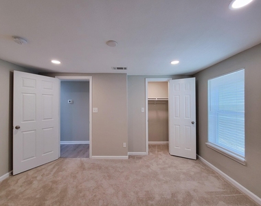 1107 Roosevelt Street - Photo Thumbnail 30