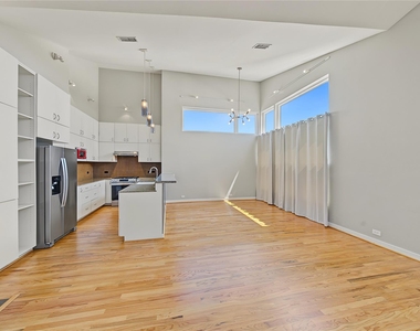 1909 Oakdale Street - Photo Thumbnail 25