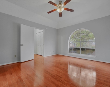14515 Cypress Meadow Drive - Photo Thumbnail 11