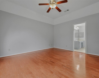 14515 Cypress Meadow Drive - Photo Thumbnail 12