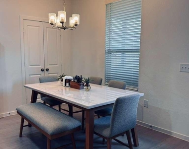 15337 Dapple Bluff Lane - Photo Thumbnail 3