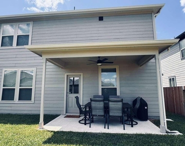 15337 Dapple Bluff Lane - Photo Thumbnail 14