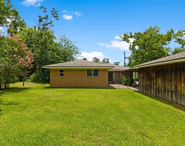 18108 Wild Oak Drive - Photo Thumbnail 20