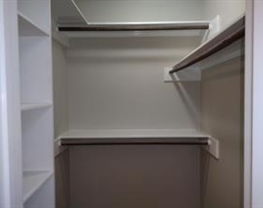 16882 Blue Jay Street - Photo Thumbnail 21