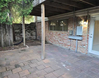 12968 Trail Hollow Drive - Photo Thumbnail 20