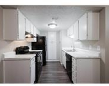 8100 N N Mopac Expressway - Photo Thumbnail 9