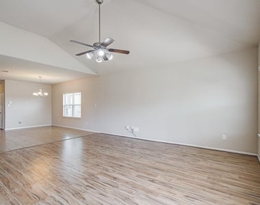1936 Acaciawood Way - Photo Thumbnail 15