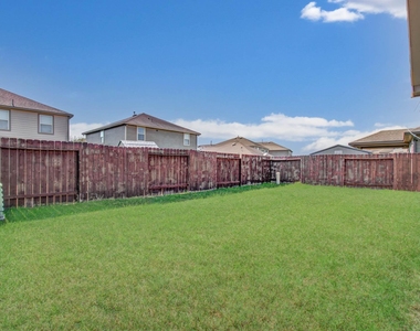 1936 Acaciawood Way - Photo Thumbnail 43
