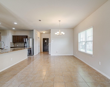 1936 Acaciawood Way - Photo Thumbnail 12