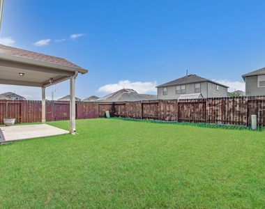 1936 Acaciawood Way - Photo Thumbnail 47